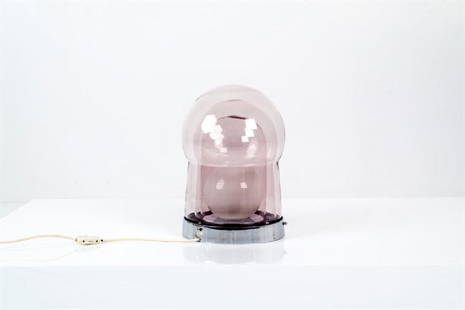 ASTI SERGIO_x000D_ Lampada da tavolo mod. Paracarro: Metallo cromato e vetro opalinoProd. Bilumen anni '70h cm 40