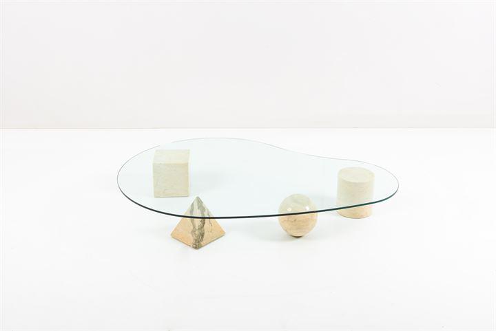 VIGNELLI MASSIMO_x000D_ Tavolino mod. Metafora: Basi geometriche in marmo piano in vetro trasparente.Prod. Casigliani 1979cm 22x145x100Bibl.: Giuliana Gramigna, "Repertorio del Design Italiano1950-2000", Allemandi, 2011, pag. 266