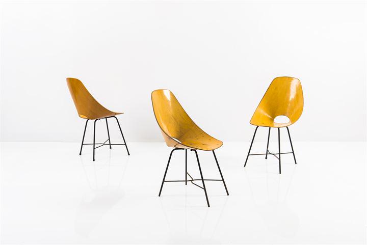 NOBILI VITTORIO_x000D_ Tre sedie mod. Medea (1 of 1)