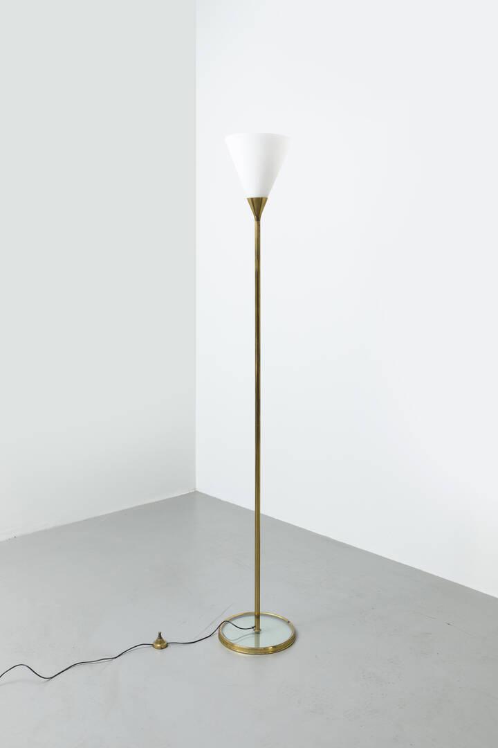 MAX INGRAND (1 of 2)