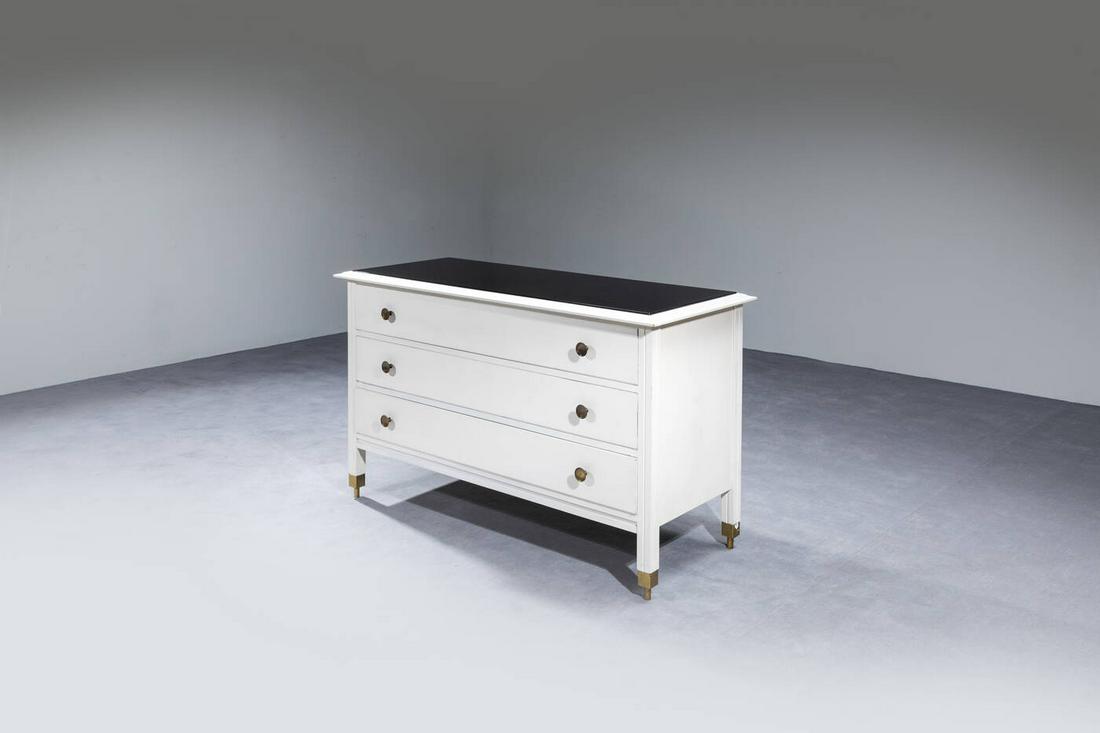 CARLO DE CARLI: Lacquered wooden chest of drawers with brass knobs and tips, opaline top. Made by Sormani in 1963 cm 82x144x55 Bibl: Domus 410 gennaio 1964, pubblicitÃ redazionale, pag.d/190.