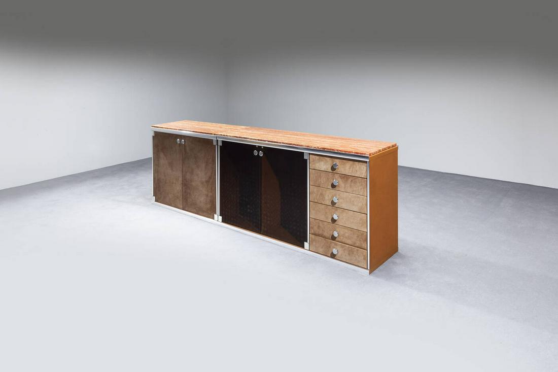 GUIDO FALESCHINI: Sideboard with two elements with structure covered in velvet, satin steel profiles and marble top. Made by I Mariani from the 1970s cm 85x250x46
