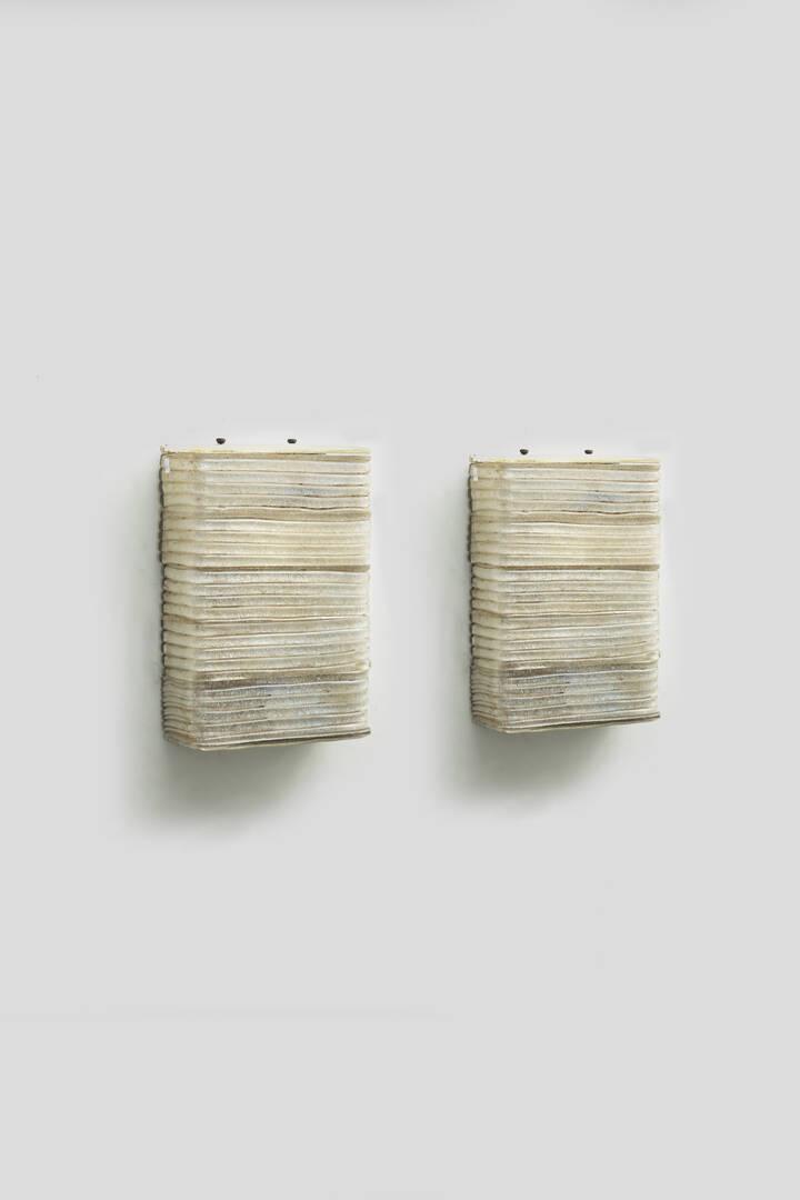 BAROVIER & TOSO: BAROVIER & TOSO Pair of wall lights Metal structure and iridescent Murano glass diffusers. From the 40s h cm 45x30x15