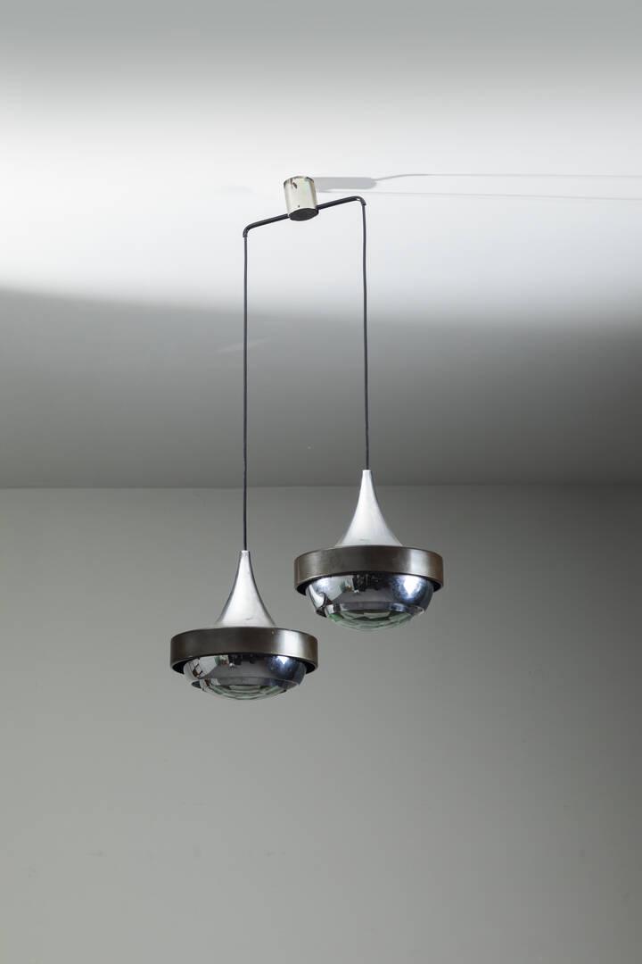 STILNOVO: STILNOVO Chandelier Structure in chromed metal and "diamond" cut glass. Made by Stilnovo, from the 1960s h cm 105x60
