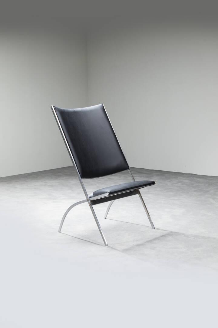 GIO PONTI: GIO PONTI Milano 1891 - 1979 Armchair mod. Gabriela Chromed steel, upholstery covered in vinyl leather. Made by Walter Ponti, 1972 cm 104x59x65 Bibl.: Domus 510 (maggio 1972), p. 34 Defects