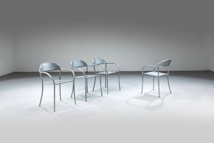 PRODUZIONE ITALIANA: PRODUZIONE ITALIANAQuattro sedieStruttura in metallo laccato. Anni '60cm 79X55X55