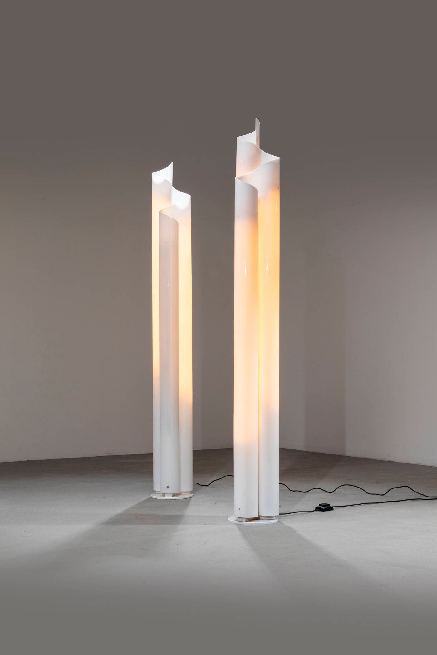 VICO MAGISTRETTI (1 of 2)