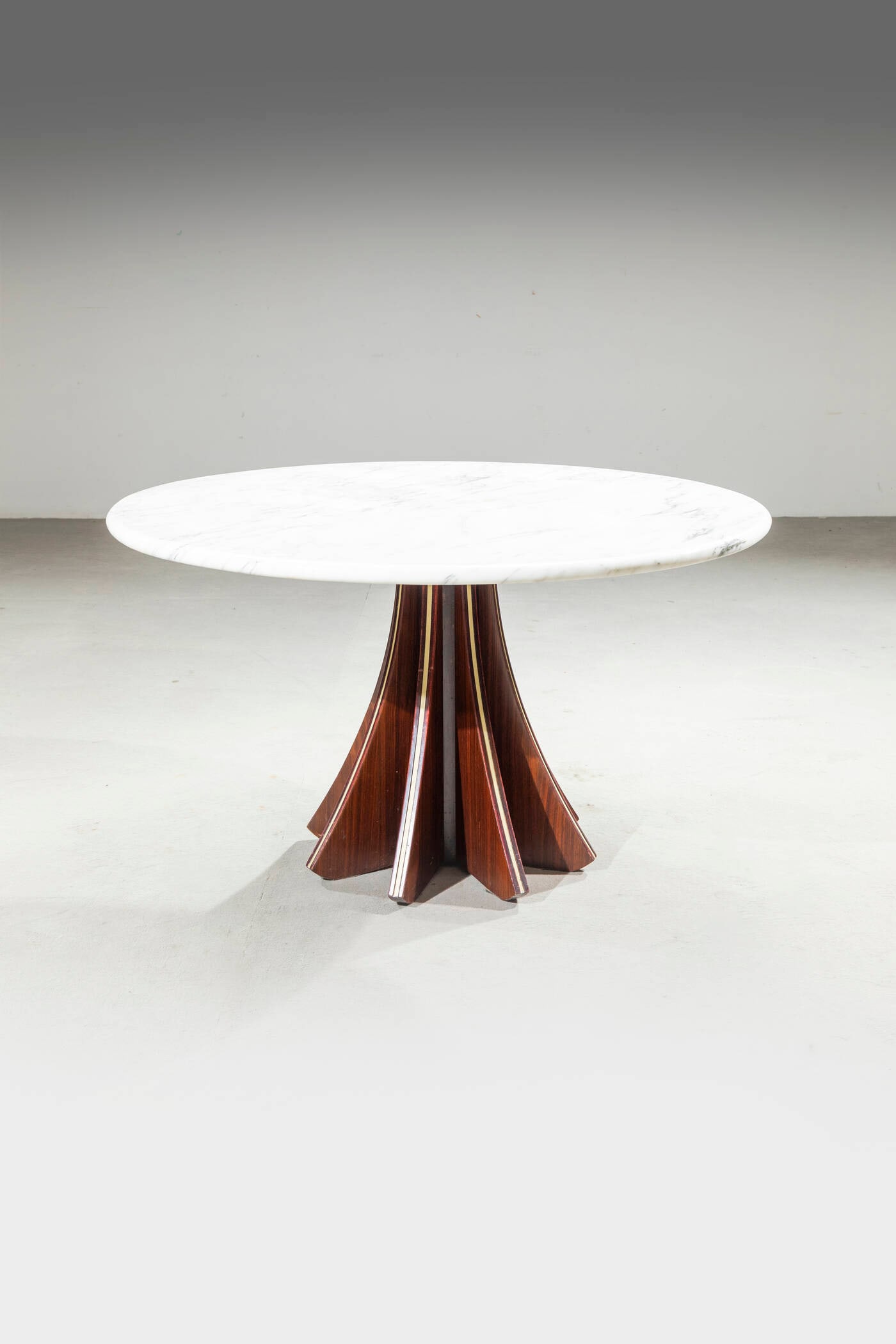 FRIGERIO, nello stile di (1 of 5)