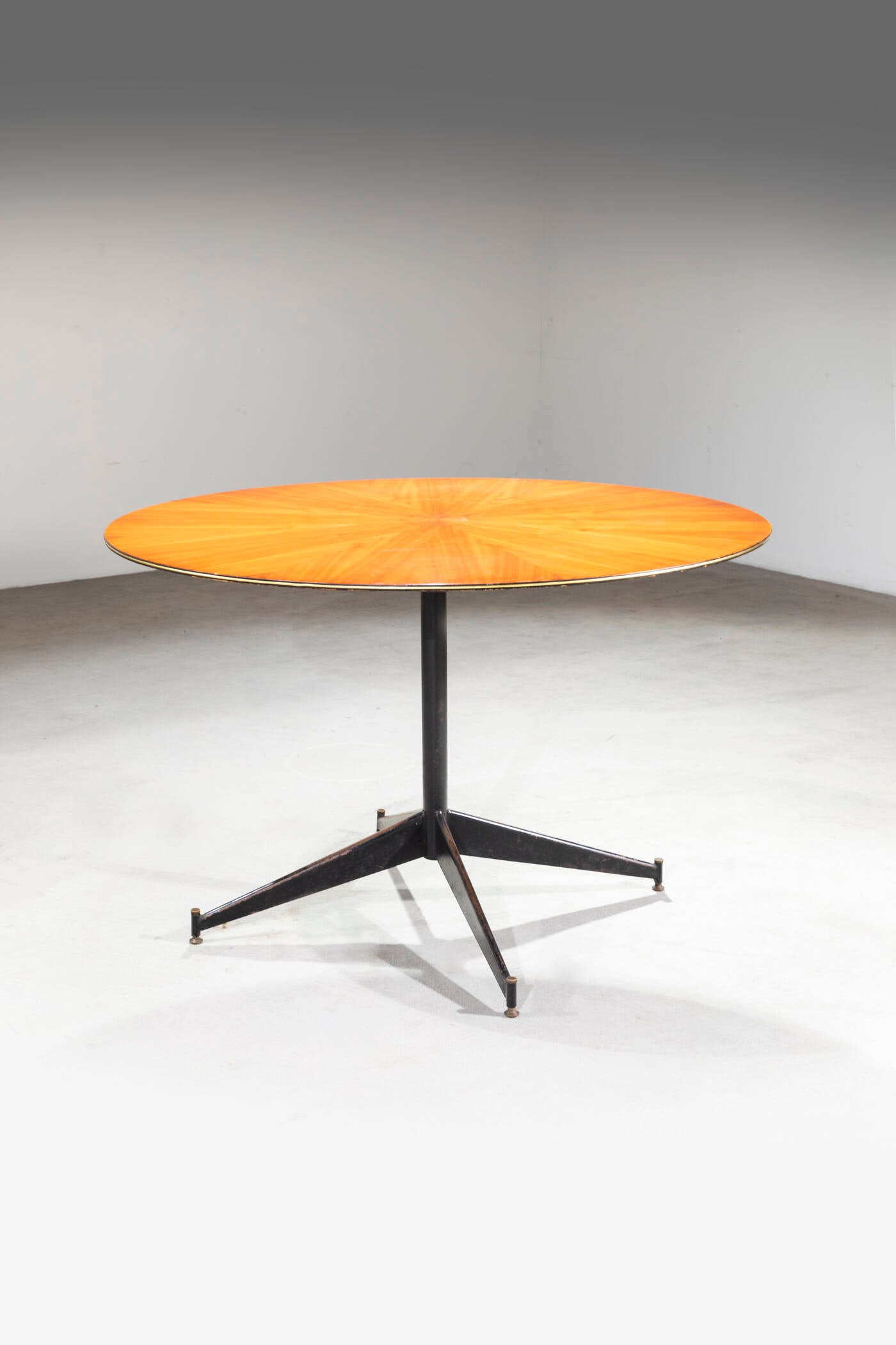 VITTORIO NOBILI (1 of 4)