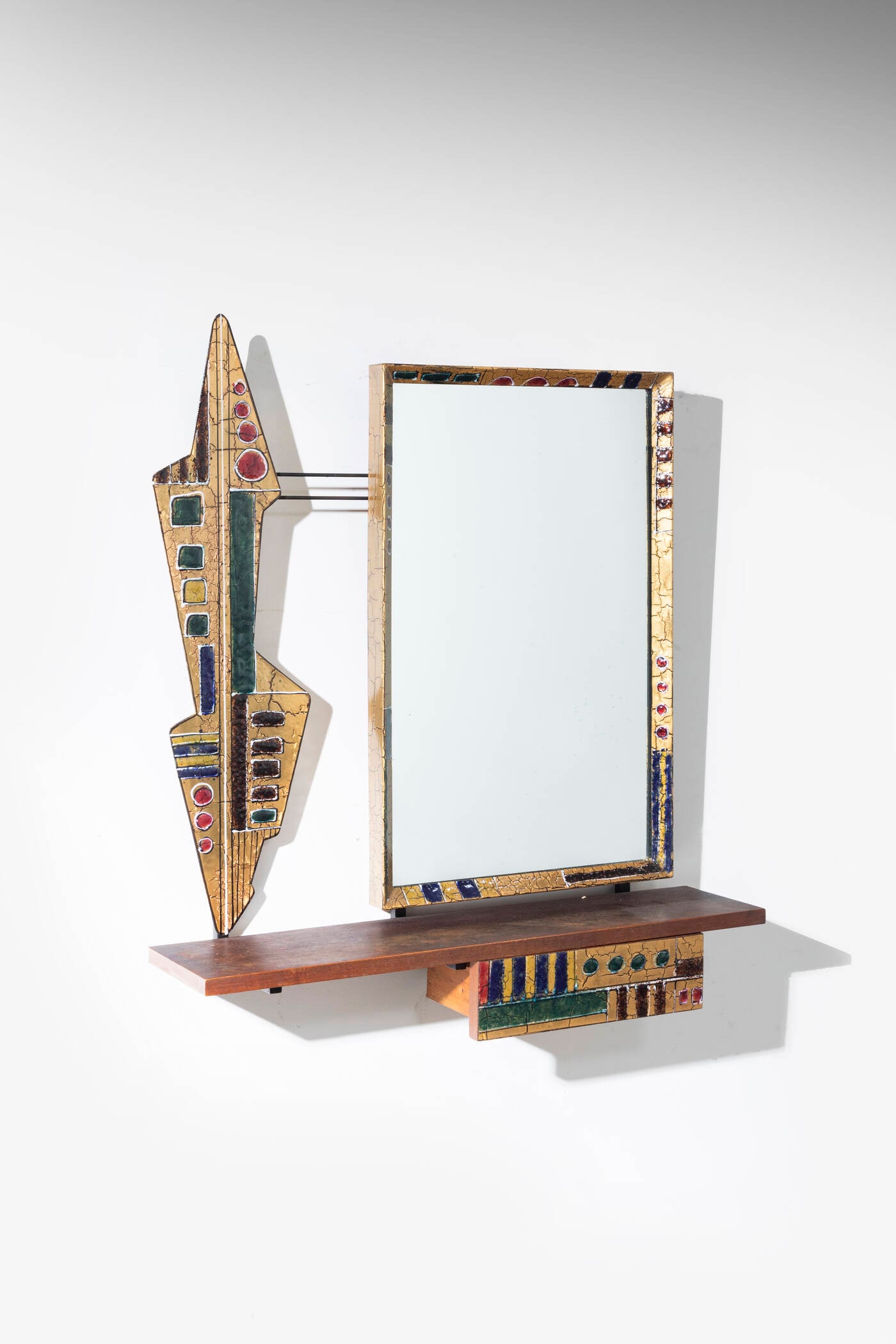 POGGIBONSI SIVA: POGGIBONSI SIVA Specchio da parete Struttura in metallo smaltato, legno e vetro specchiato. Anni '60 cm 86x80x20