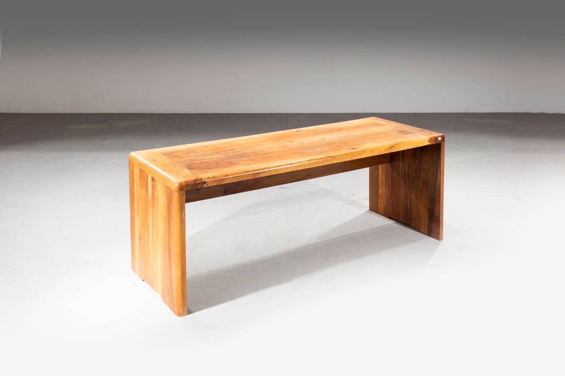 PRODUZIONE ITALIANA: PRODUZIONE ITALIANA Grande scrivania Legno massello. Anni '60 cm 72,5x188x70,5 Difetti