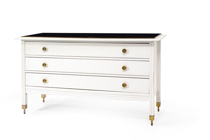 DE CARLI CARLO D154 Cassettiera in legno laccato e: Prod. Sormani 1963cm 80x144x54Bibl.: Domus n° 410, gennaio 1964, pag. 190Domus n° 425. aprile 1965, inserzione pubblicitaria