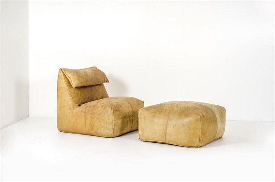 BELLINI MARIO_x000D_ Poltrona con pouff mod. Le Bambole (1 of 1)