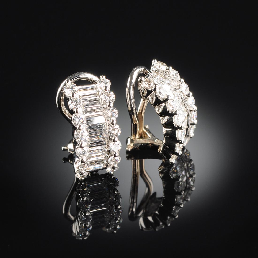 A PAIR OF 14K WHITE GOLD QUARTER HOOP DIAMOND LADY'S (1 of 1)