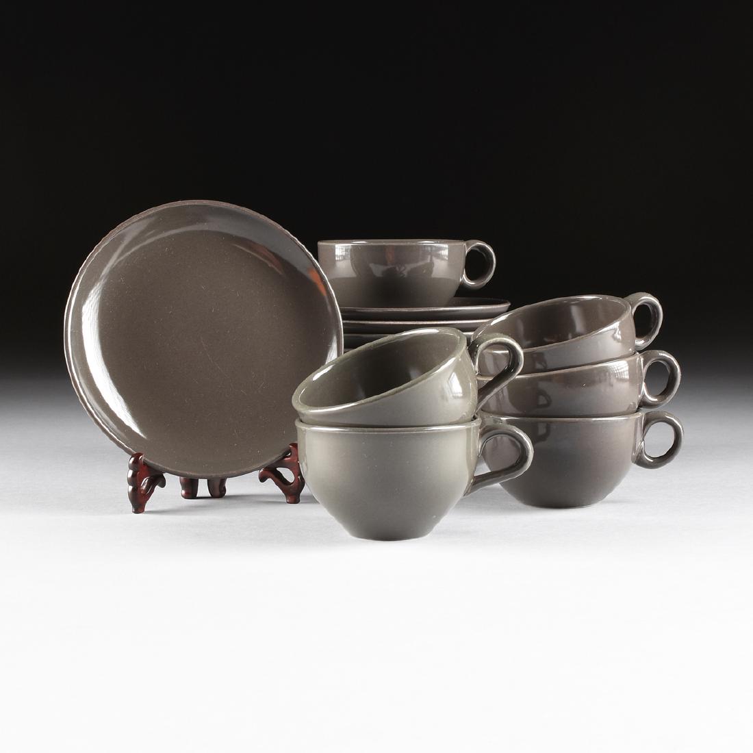 A GROUP OF NINETEEN PIECES OF RUSSEL WRIGHT (American, (1 of 3)