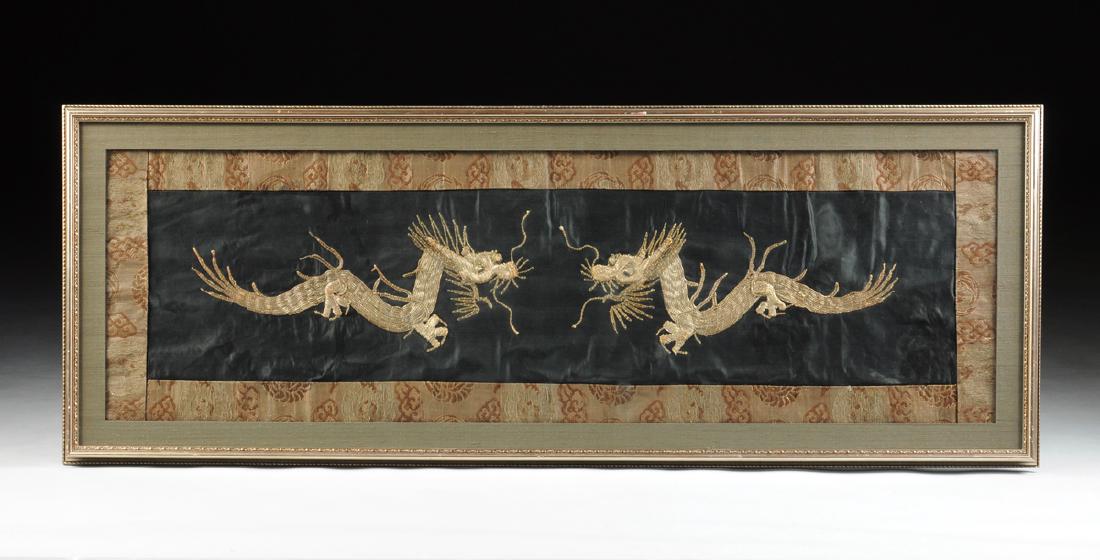 AN ANTIQUE JAPANESE "OPPOSING DRAGONS" SILVER WRAPPED (1 of 8)