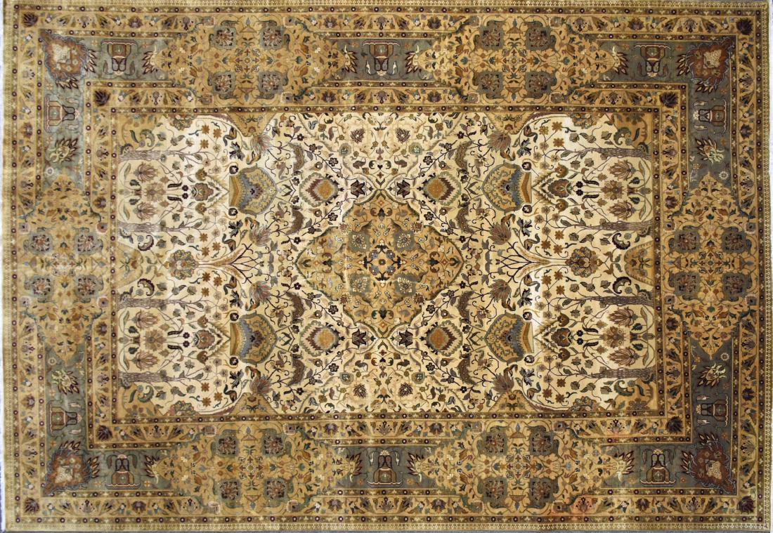 AN INDIAN WOVEN KERMAN STYLE CARPET, LATE 20TH CENTURY, (1 of 11)