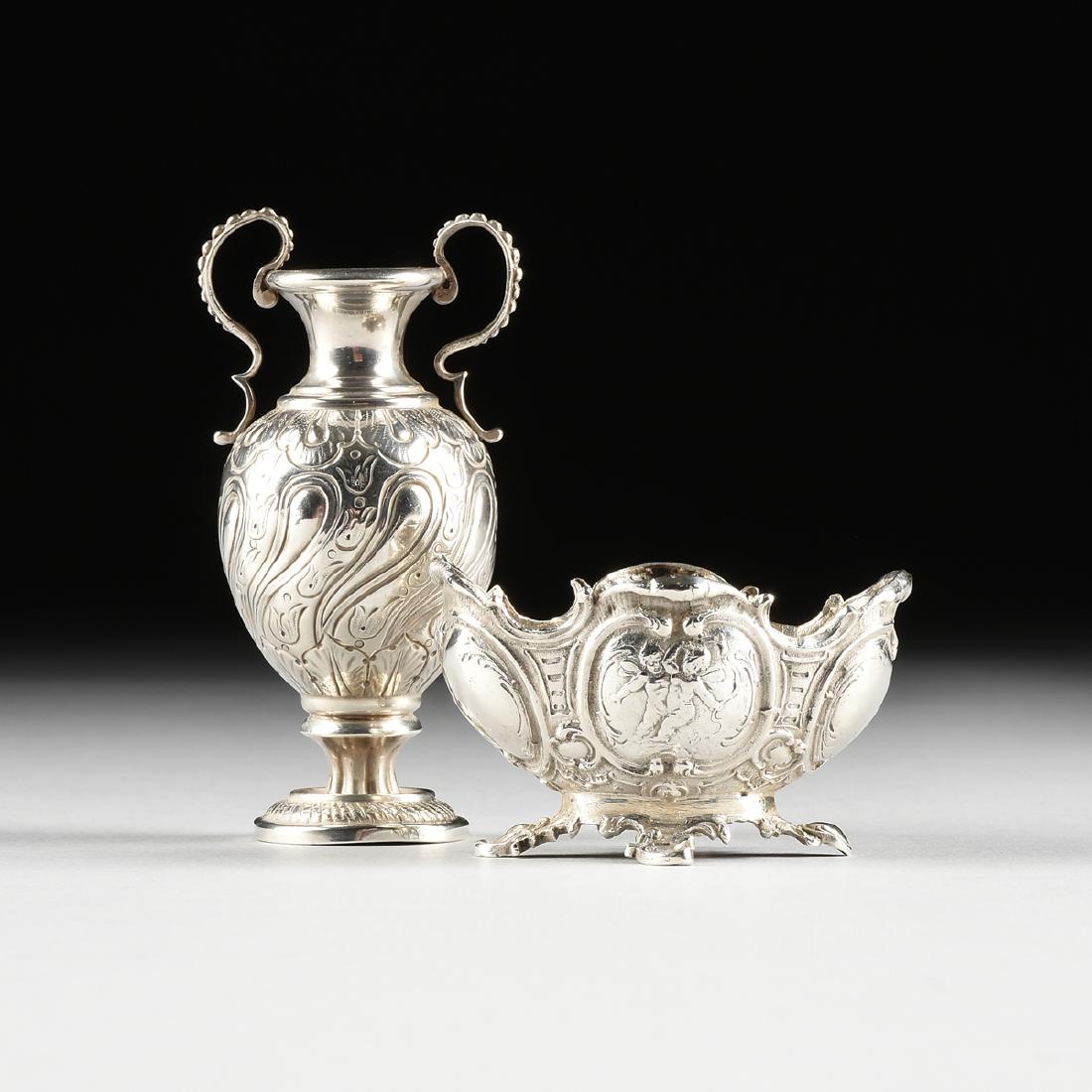 A GROUP OF TWO CONTINENTAL SILVER VESSELS, 19TH (1 of 10)