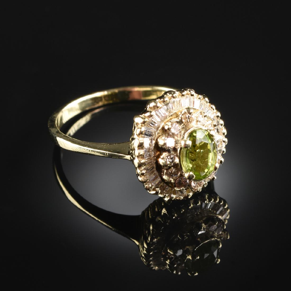 A 14K YELLOW GOLD, DIAMOND, AND PERIDOT LADY'S RING, (1 of 2)