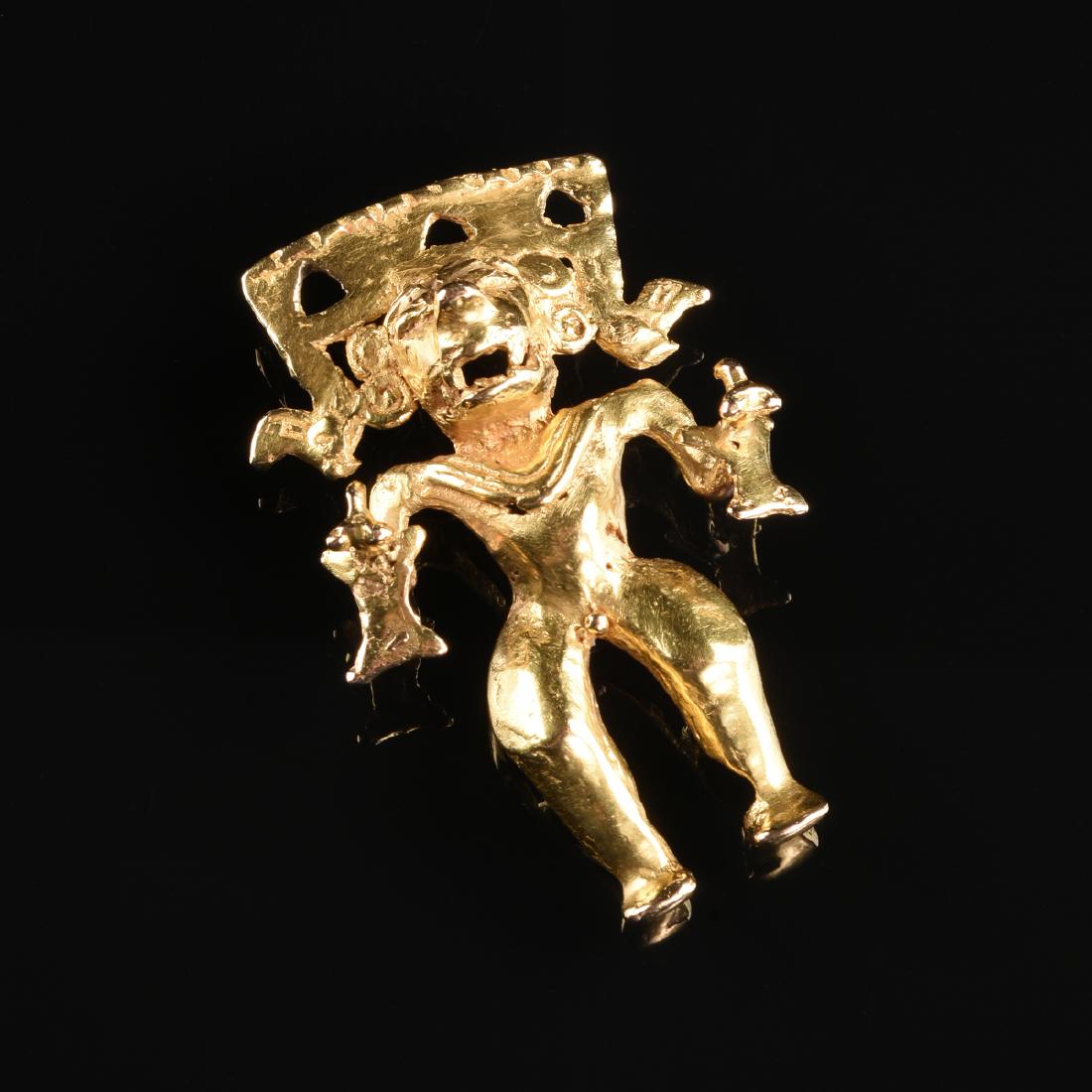 A YELLOW GOLD PRE-COLUMBIAN STYLE SHAMAN PENDANT, (1 of 2)