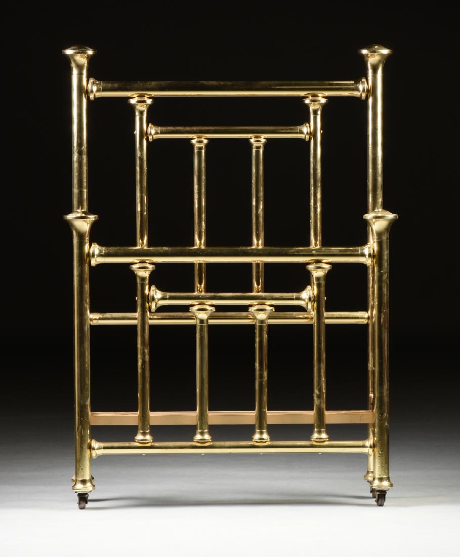 A PAIR OF VICTORIAN BRASS SINGLE BEDS, EARLY 20TH (1 of 4)