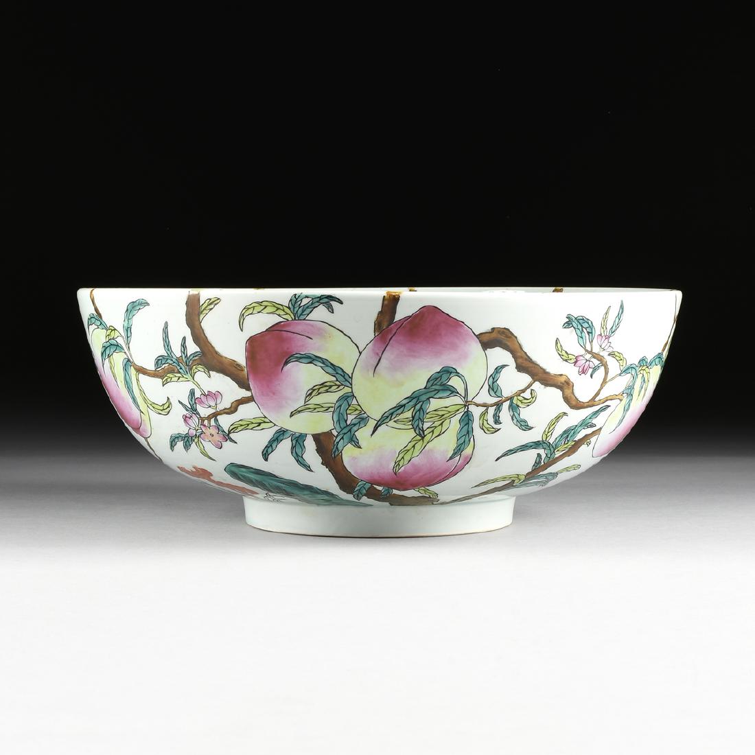 A CHINESE POLYCHROME ENAMEL DECORATED PORCELAIN BOWL, (1 of 7)