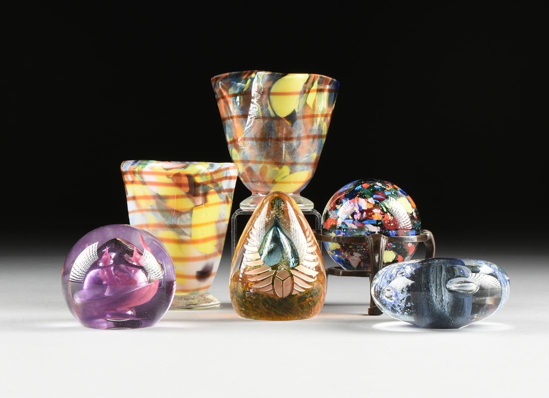 A GROUP OF FOUR ART GLASS PAPERWEIGHTS AND TWO VASES, (1 of 16)