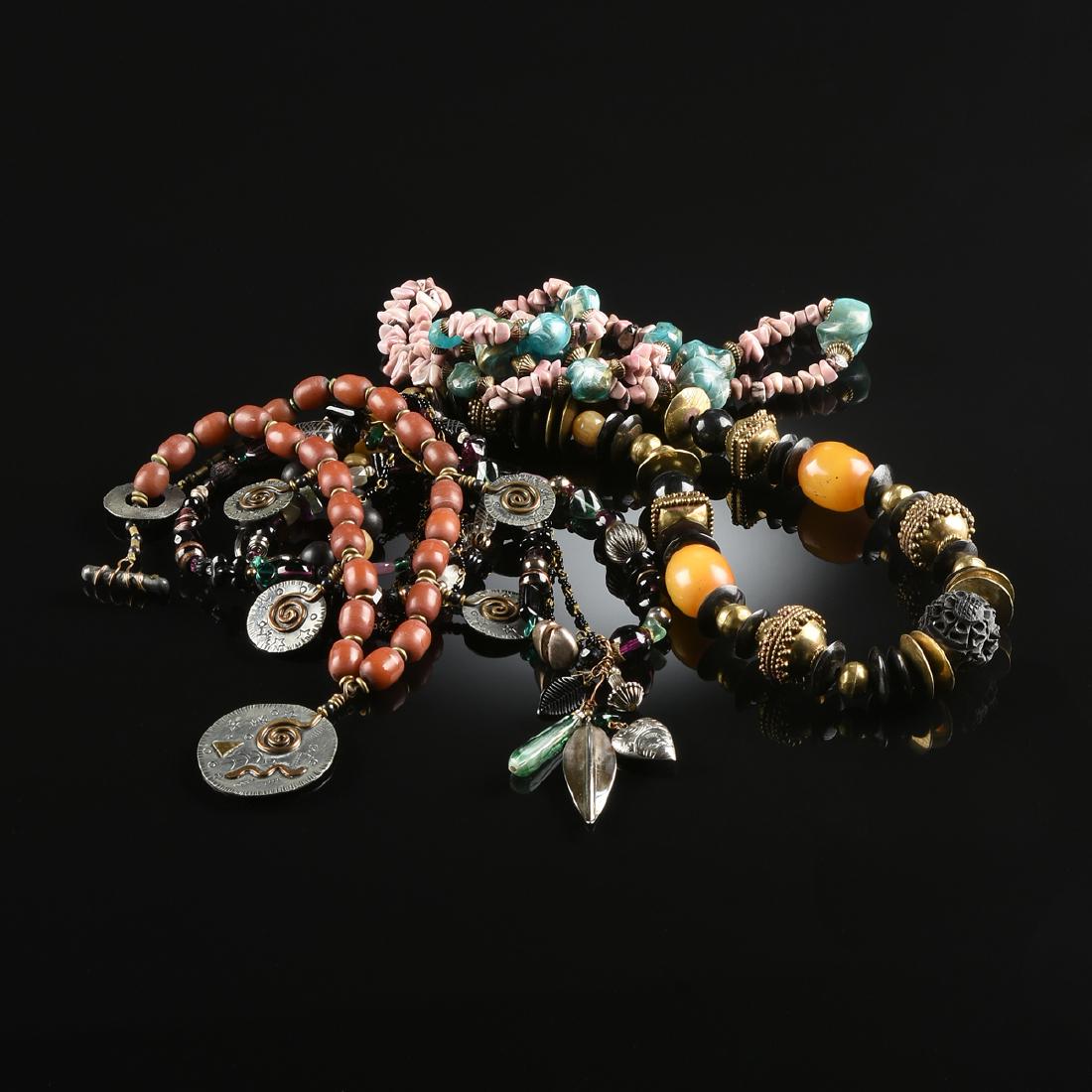 A GROUP OF FOUR LADY'S FASHION NECKLACES, MODERN, (1 of 5)