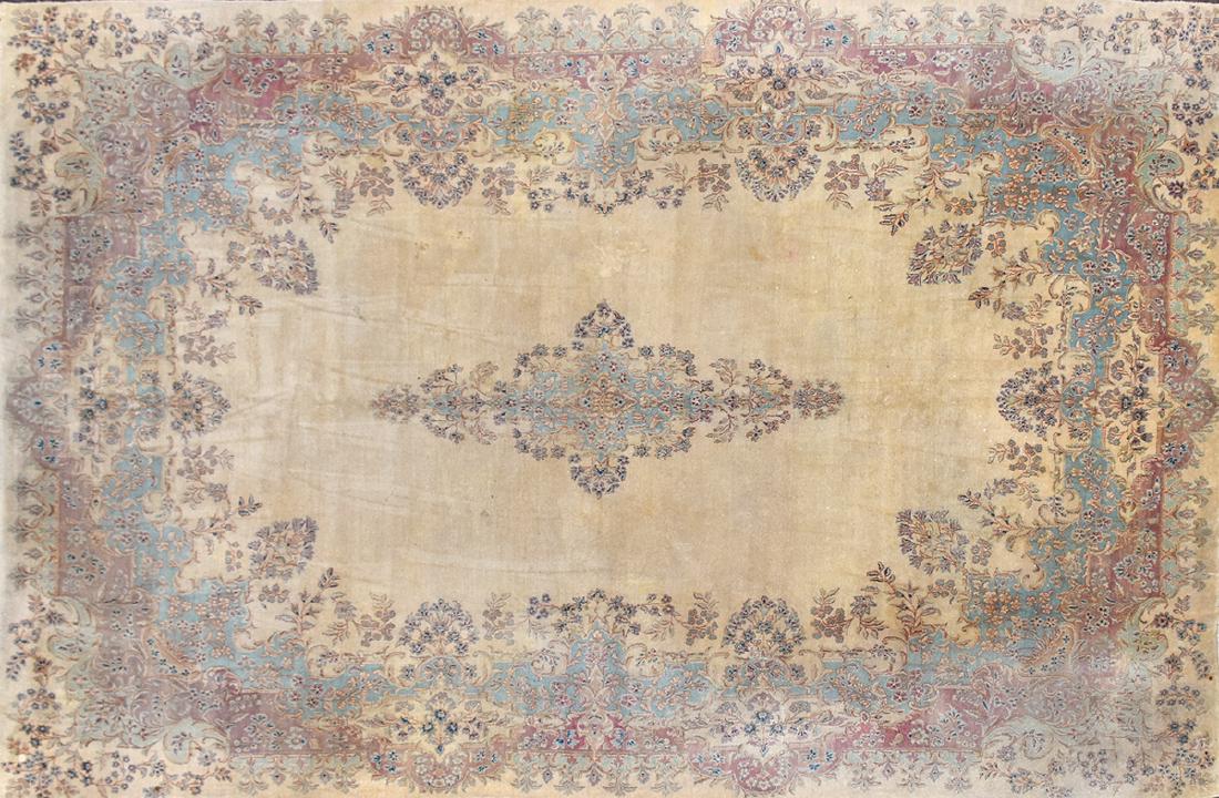 A PERSIAN HAND KNOTTED WOOL KERMAN RUG, SOUTH EAST (1 of 11)