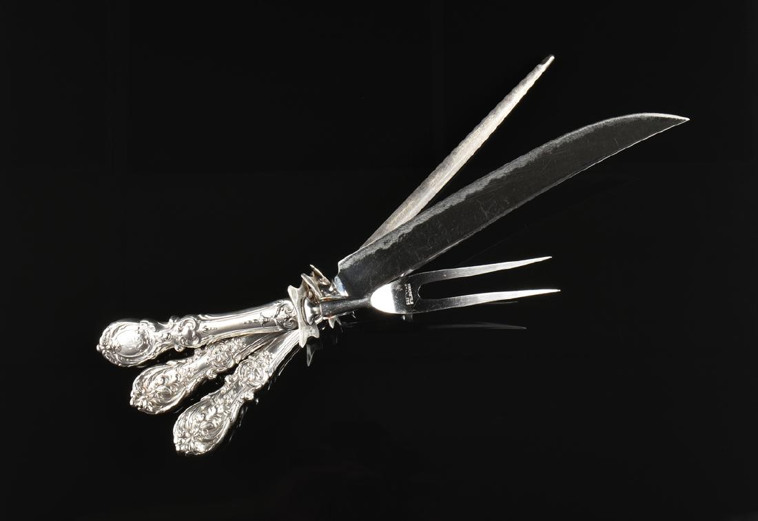 A THREE PIECE REED & BARTON STERLING SILVER LARGE (1 of 3)