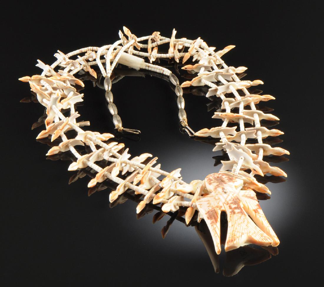 A NORTH AMERICAN NATIVE INDIAN CARVED SHELL FETISH (1 of 3)