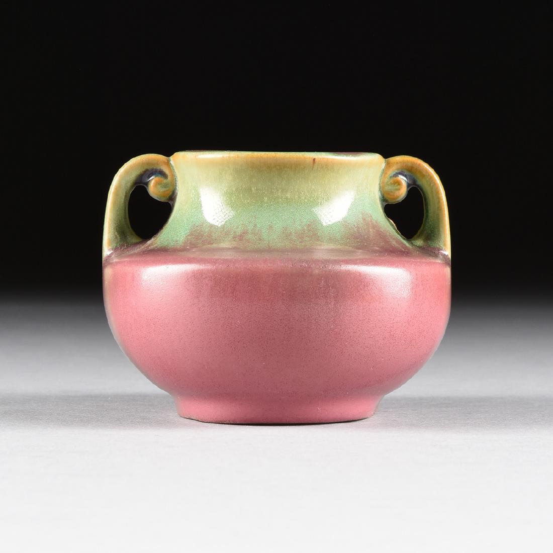 A FULPER ART POTTERY " VASEKRAFT" FLAMBE GLAZE TWO (1 of 5)