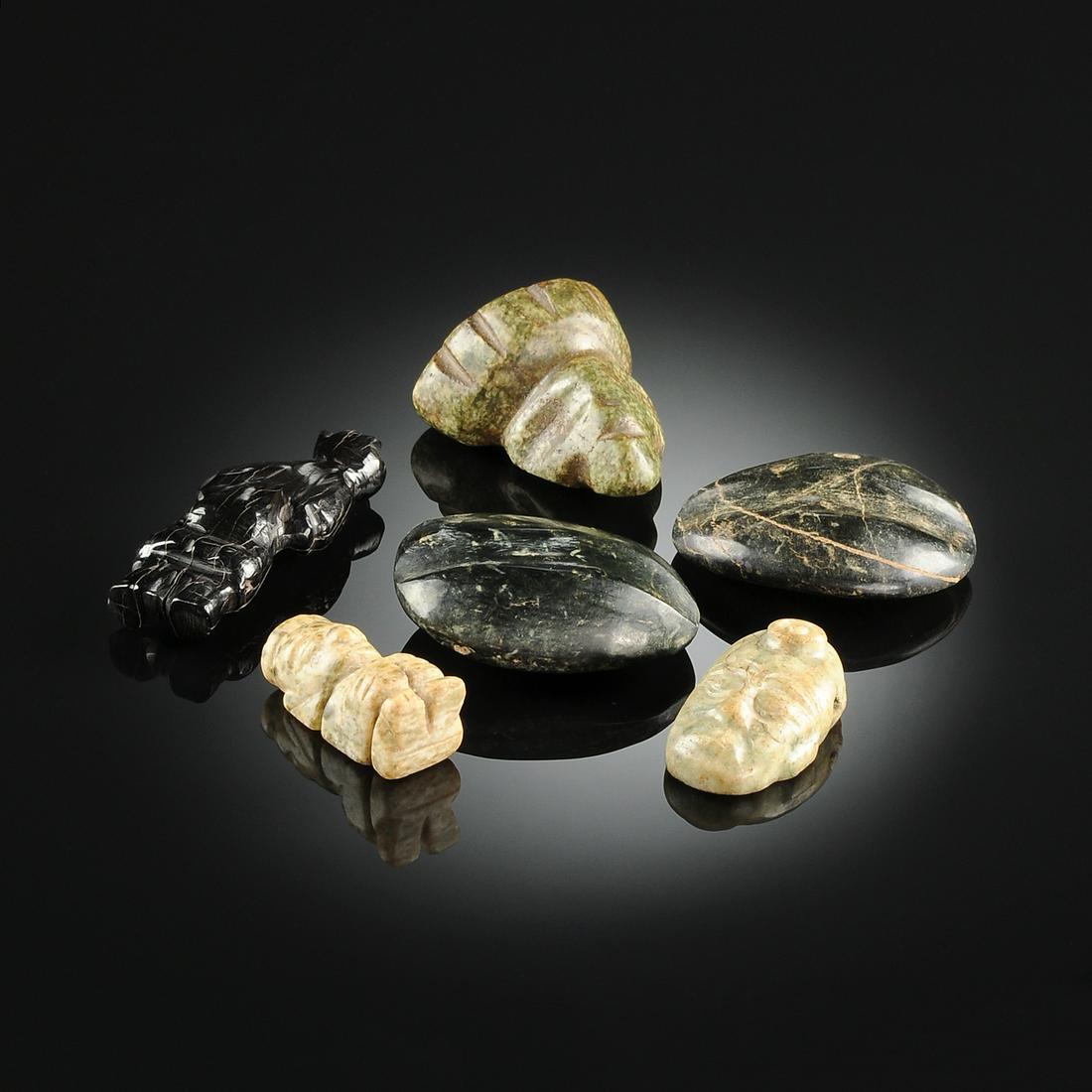 A GROUP OF SIX PRE COLUMBIAN AND NATIVE NORTH AMERICAN (1 of 10)