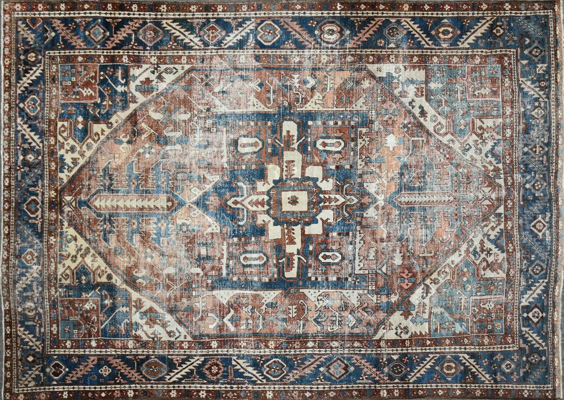A VINTAGE PERSIAN HERIZ RUG, (1 of 8)