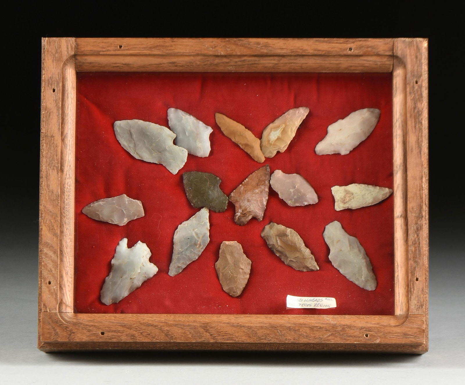 A COLLECTION OF FIFTEEN NORTH AMERICAN ARROWHEADS, (1 of 5)