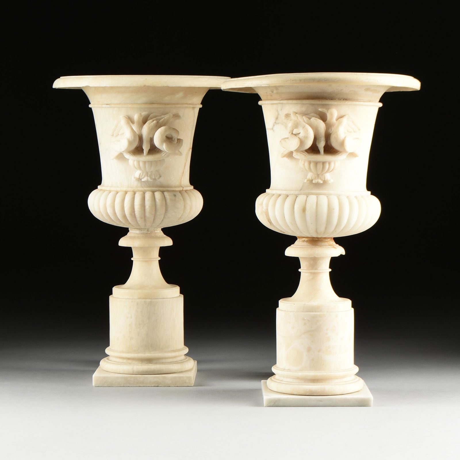 A PAIR OF ITALIAN NEOCLASSICAL STYLE ALABASTER URN (1 of 8)