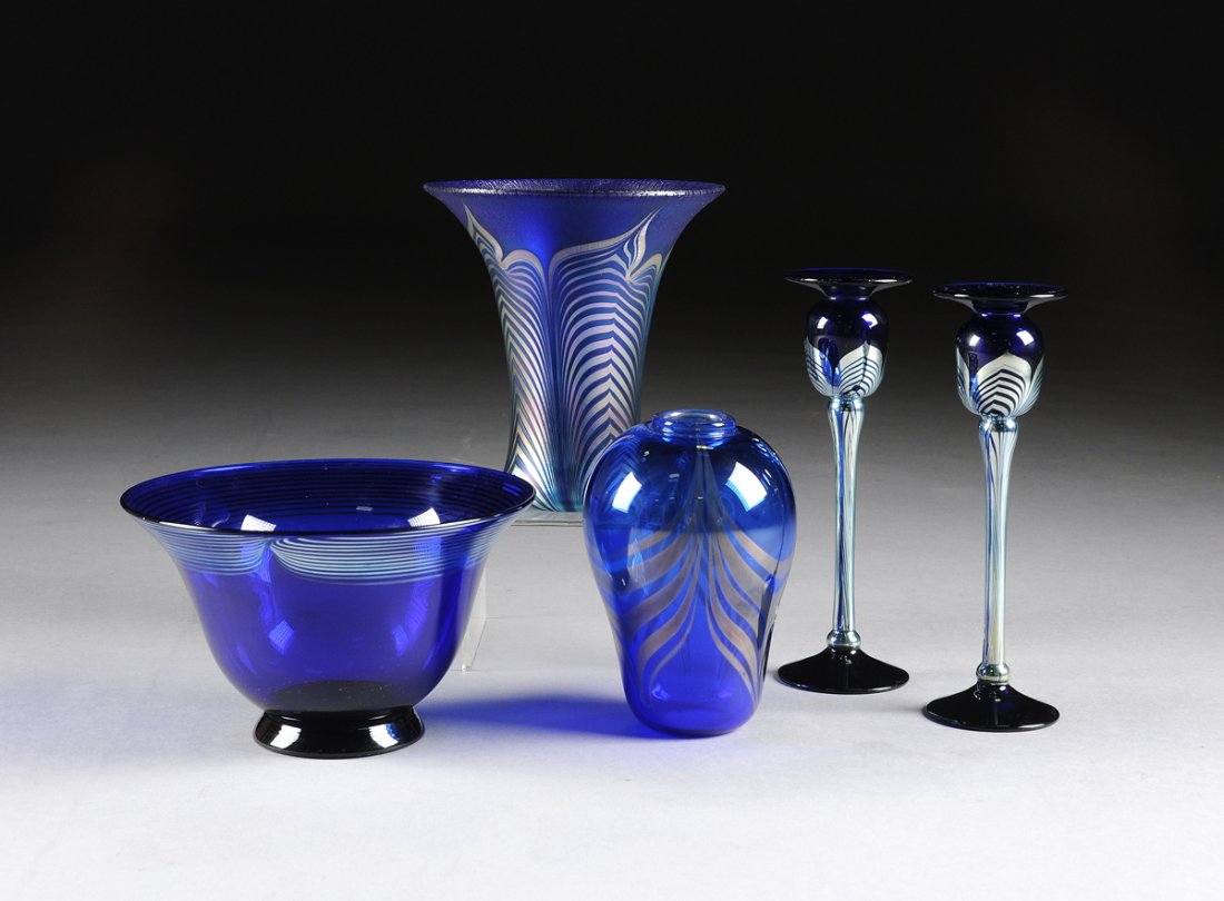 A COLLECTION OF STEVEN CORREIA SIGNED IRIDESCENT COBALT: A COLLECTION OF STEVEN CORREIA SIGNED IRIDESCENT COBALT ART GLASS, 20TH CENTURY, comprised of a cylindrical vase with wide flared lip, with iridescent titanium feather decoration, engraved signature t