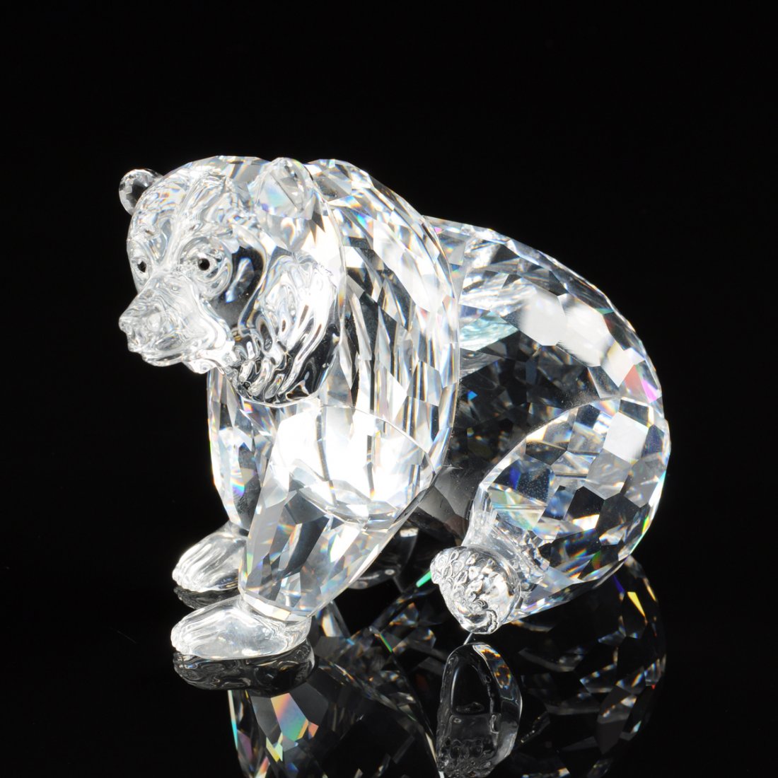 A SWAROVSKI CUT CLEAR CRYSTAL FIGURE OF A GRIZZLY BEAR, Mar 29, 2015