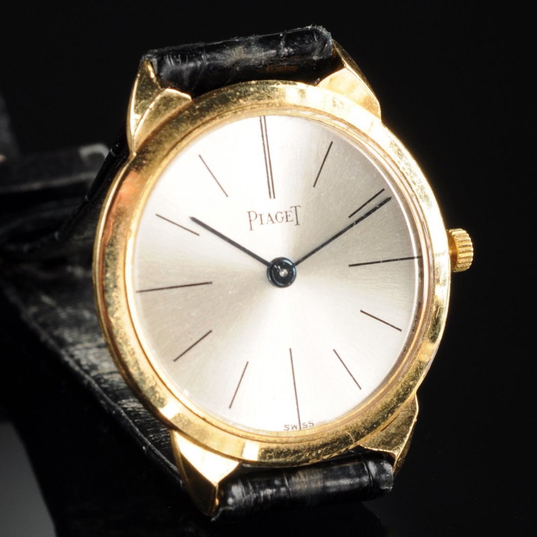 AN 18K YELLOW GOLD LADY'S PIAGET WATCH,  (1 of 1)