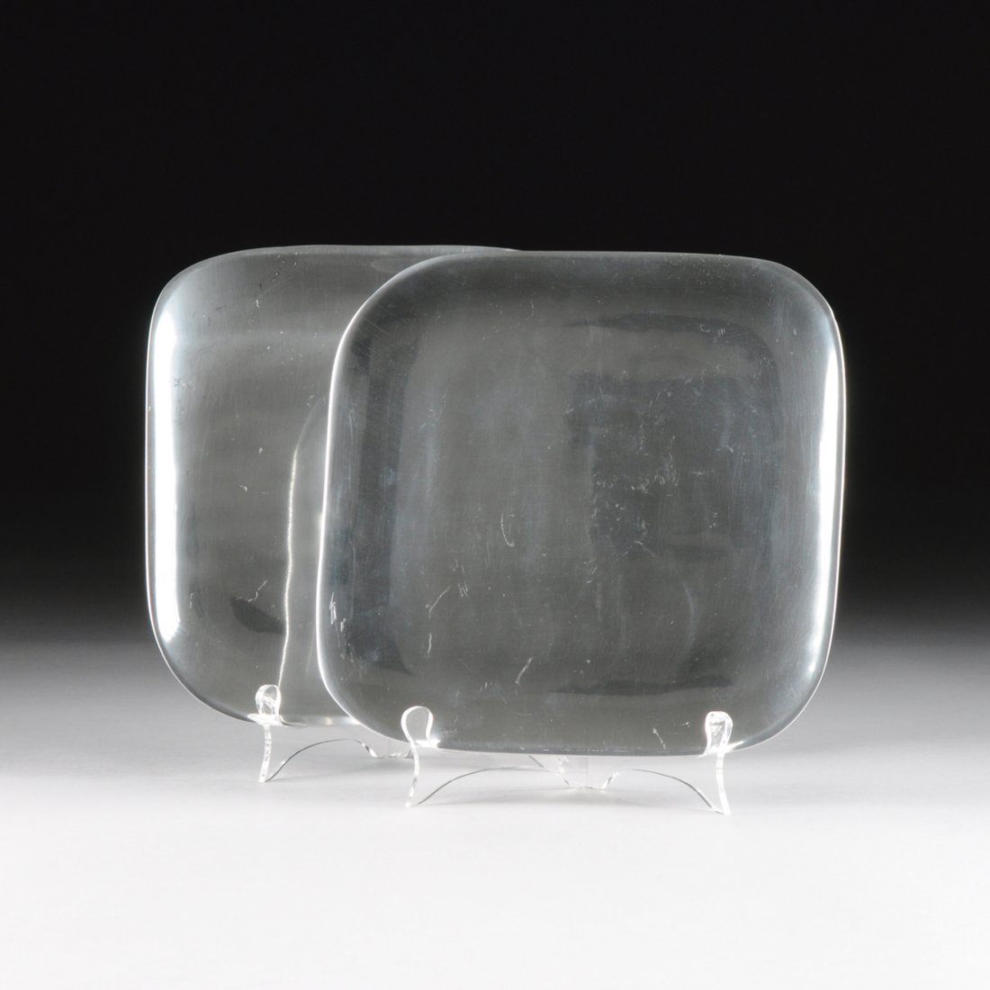 A PAIR OF NAMBE POLISHED METAL SERVING TRAYS, SIGNED, N (1 of 4)