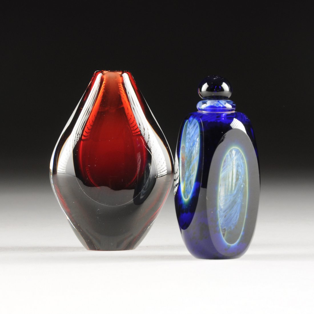 TWO CONTEMPORARY ART GLASS WARES, ENGRAVED SIGNATURES,  (1 of 10)