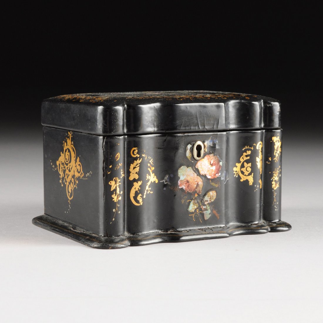 A VICTORIAN PARCEL GILT AND POLYCHROME PAINTED ABALONE (1 of 8)