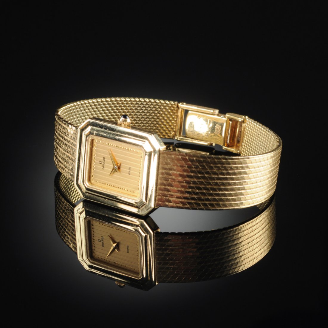 A 14K CONCORD LADY'S WATCH,: A 14K CONCORD LADY'S WATCH, in yellow gold with attached 14K yellow gold band. Ref 20 61 652, serial #519932. No box or papers. Needs to be serviced. Gross weight 35 grams.