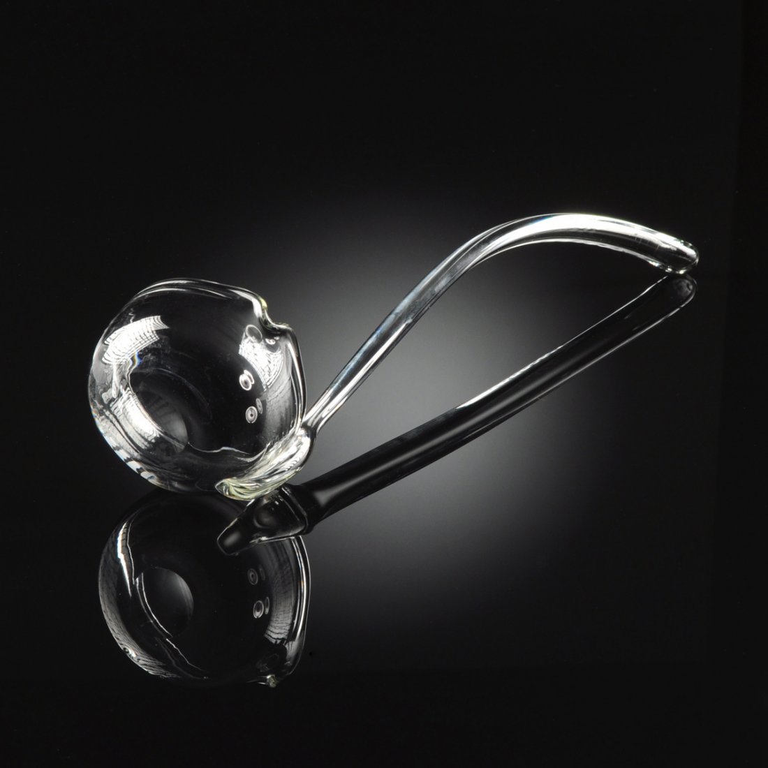 A STTEUBEN STYLE CRYSTAL PUNCH LADLE, (1 of 1)