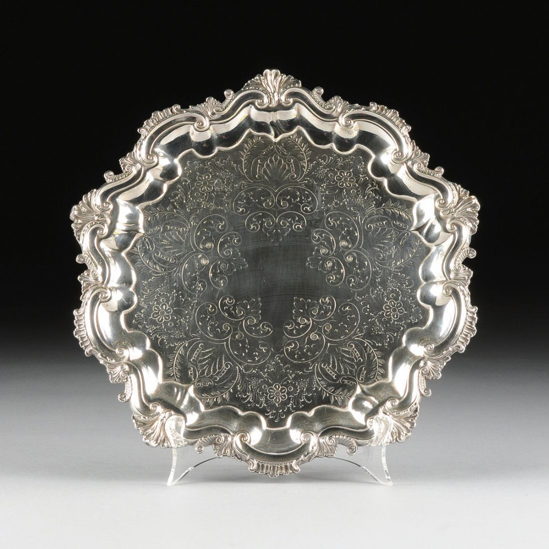A BARKER BROTHERS SILVER PLATED CIRCULAR FOOTED SALVER, (1 of 8)