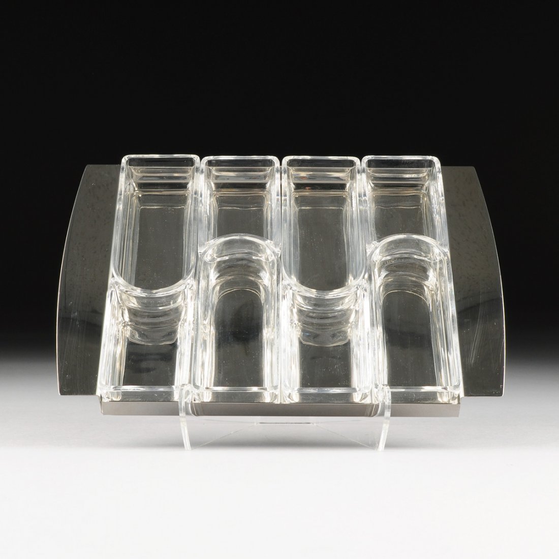 A CONTEMPORARY ITALIAN GLASS AND STAINLESS STEEL (1 of 8)