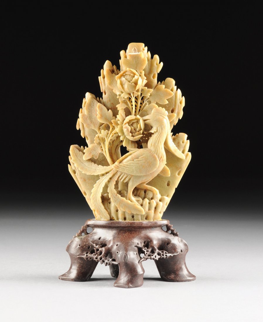 A VINTAGE CHINESE CARVED SOAPSTONE PHOENIX AND FOLIAGE (1 of 8)