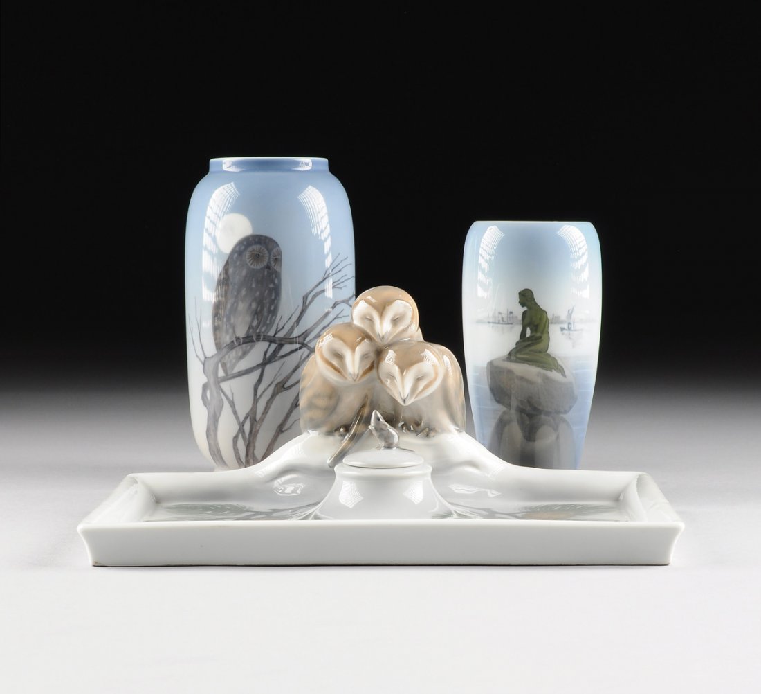 A GROUP OF THREE ROYAL COPENHAGEN PORCELAIN WARES, (1 of 10)