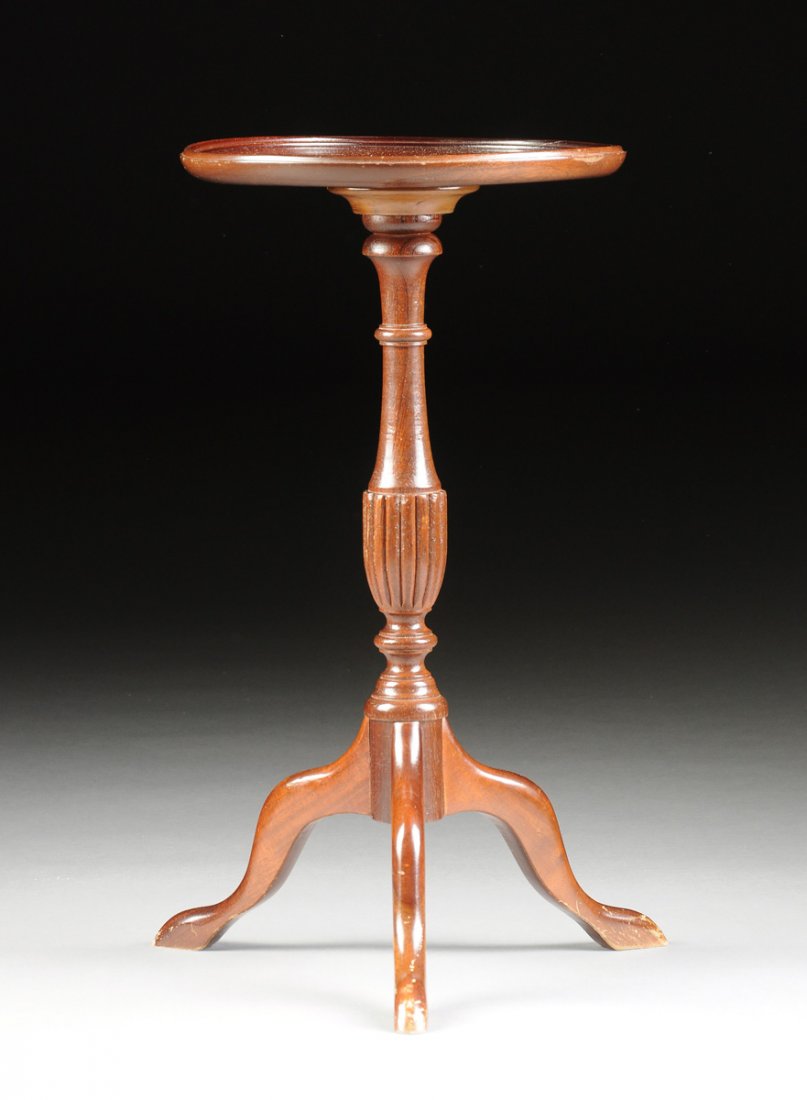 A DIMINUTIVE QUEEN ANNE STYLE CARVED MAHOGANY TRIPOD (1 of 7)