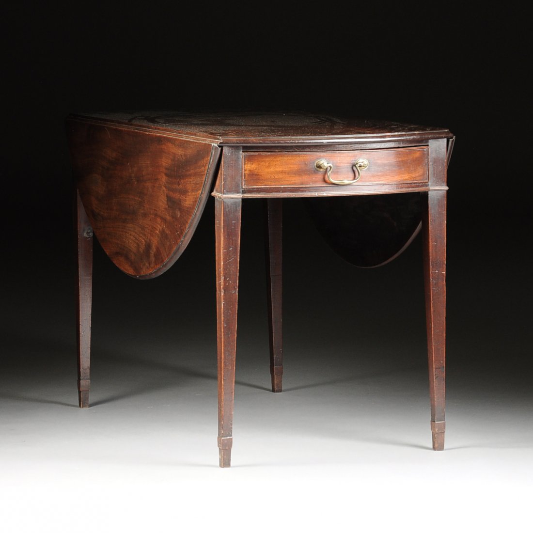A GEORGE III MAHOGANY PEMBROKE TABLE, LATE 18TH/EARLY (1 of 7)